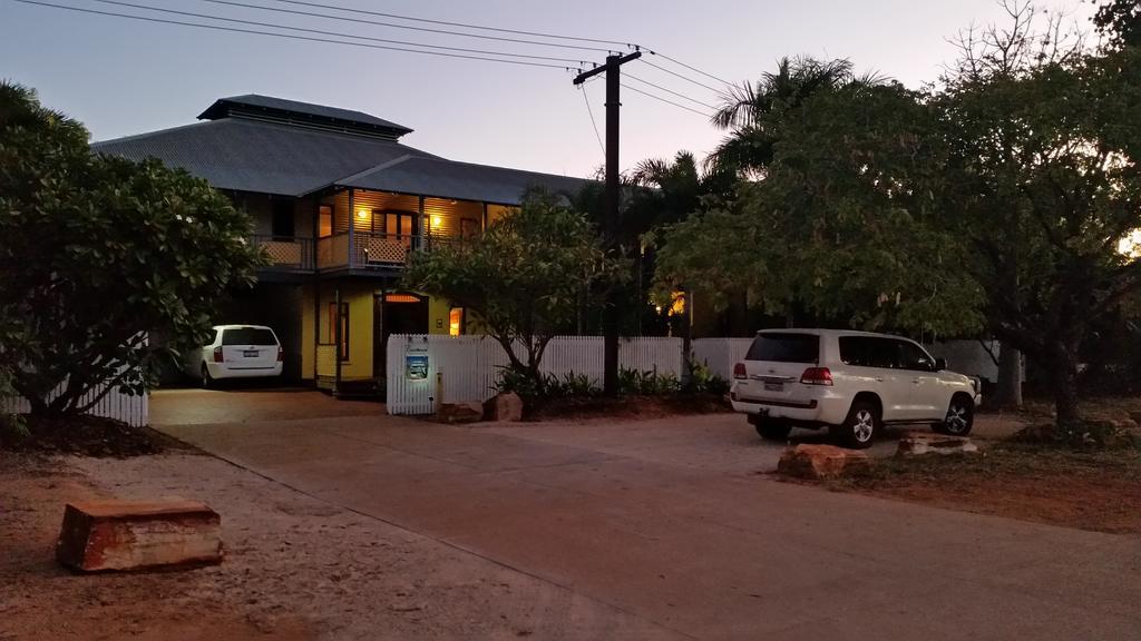 The Courthouse Bed & Breakfast Broome Esterno foto